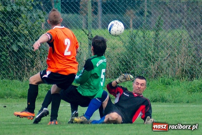 Zdjęcie w galerii na portalu naszraciborz.pl: B klasa: Wicher z Płoni zdmuchnął Olszynkę wiadomości z regionu