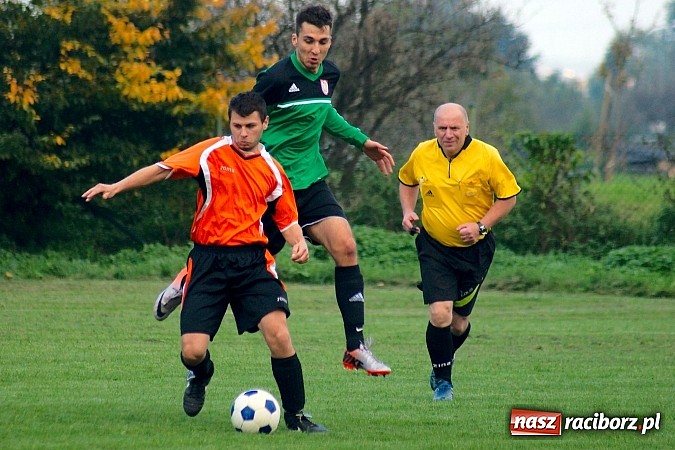 Zdjęcie w galerii na portalu naszraciborz.pl: B klasa: Wicher z Płoni zdmuchnął Olszynkę wiadomości z regionu