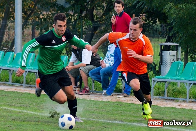 Zdjęcie w galerii na portalu naszraciborz.pl: B klasa: Wicher z Płoni zdmuchnął Olszynkę wiadomości z regionu