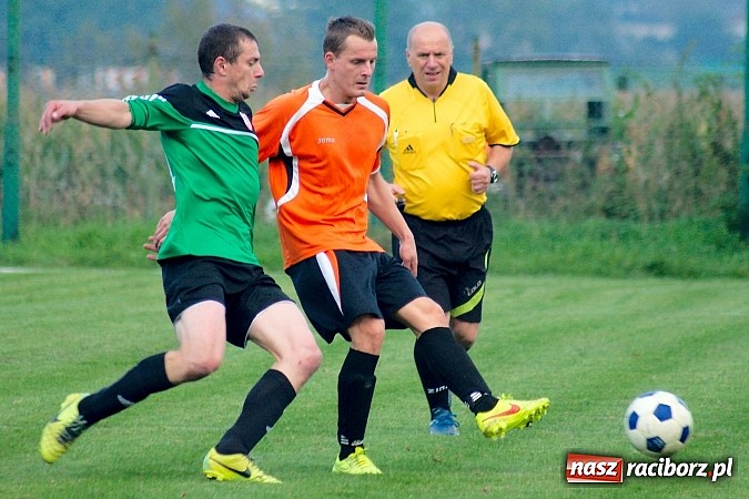 Zdjęcie w galerii na portalu naszraciborz.pl: B klasa: Wicher z Płoni zdmuchnął Olszynkę wiadomości z regionu