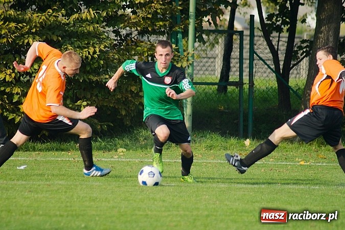 Zdjęcie w galerii na portalu naszraciborz.pl: B klasa: Wicher z Płoni zdmuchnął Olszynkę wiadomości z regionu