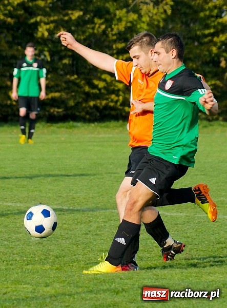 Zdjęcie w galerii na portalu naszraciborz.pl: B klasa: Wicher z Płoni zdmuchnął Olszynkę wiadomości z regionu