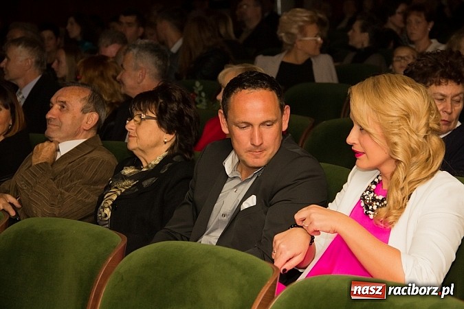 Zdjęcie w galerii na portalu naszraciborz.pl: Jubileusz 20-lecia zespołu Miraż wiadomości z regionu