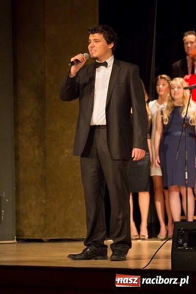 Zdjęcie w galerii na portalu naszraciborz.pl: Jubileusz 20-lecia zespołu Miraż wiadomości z regionu