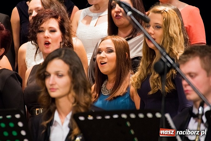 Zdjęcie w galerii na portalu naszraciborz.pl: Jubileusz 20-lecia zespołu Miraż wiadomości z regionu