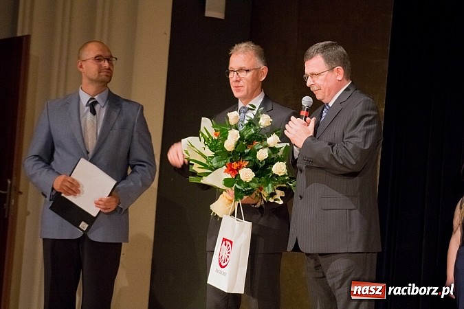 Zdjęcie w galerii na portalu naszraciborz.pl: Jubileusz 20-lecia zespołu Miraż wiadomości z regionu