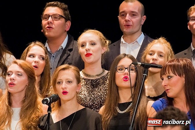 Zdjęcie w galerii na portalu naszraciborz.pl: Jubileusz 20-lecia zespołu Miraż wiadomości z regionu