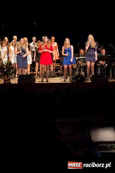 Zdjęcie w galerii na portalu naszraciborz.pl: Jubileusz 20-lecia zespołu Miraż wiadomości z regionu