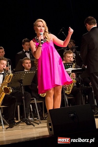 Zdjęcie w galerii na portalu naszraciborz.pl: Jubileusz 20-lecia zespołu Miraż wiadomości z regionu