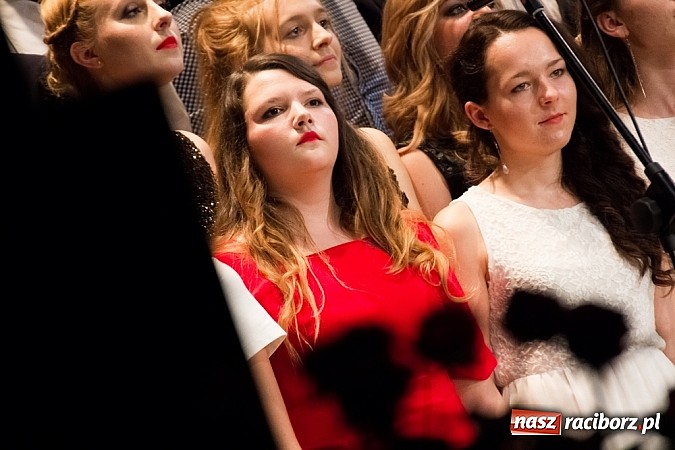 Zdjęcie w galerii na portalu naszraciborz.pl: Jubileusz 20-lecia zespołu Miraż wiadomości z regionu