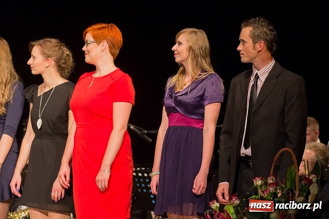 Zdjęcie w galerii na portalu naszraciborz.pl: Jubileusz 20-lecia zespołu Miraż wiadomości z regionu