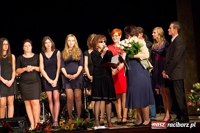 Zdjęcie w galerii na portalu naszraciborz.pl: Jubileusz 20-lecia zespołu Miraż wiadomości z regionu