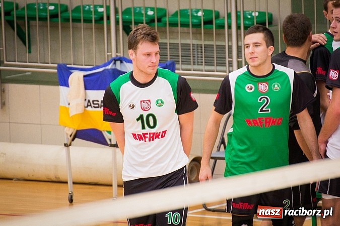 Zdjęcie w galerii na portalu naszraciborz.pl: Spacer Czarnych Katowice w Arenie Rafako wiadomości z regionu