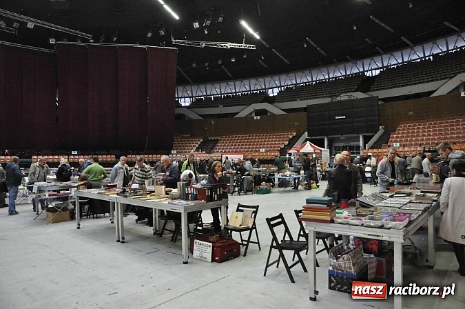 Zdjęcie w galerii na portalu naszraciborz.pl: Kolekcjonerzy spotkali się w Spodku wiadomości z regionu