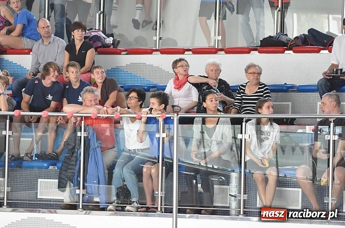 Zdjęcie w galerii na portalu naszraciborz.pl: Puchar Sprintu na krytej pływalni SMS-u wiadomości z regionu