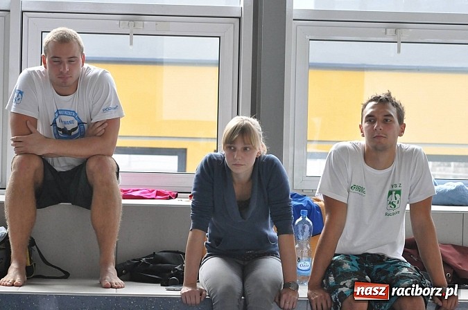 Zdjęcie w galerii na portalu naszraciborz.pl: Puchar Sprintu na krytej pływalni SMS-u wiadomości z regionu
