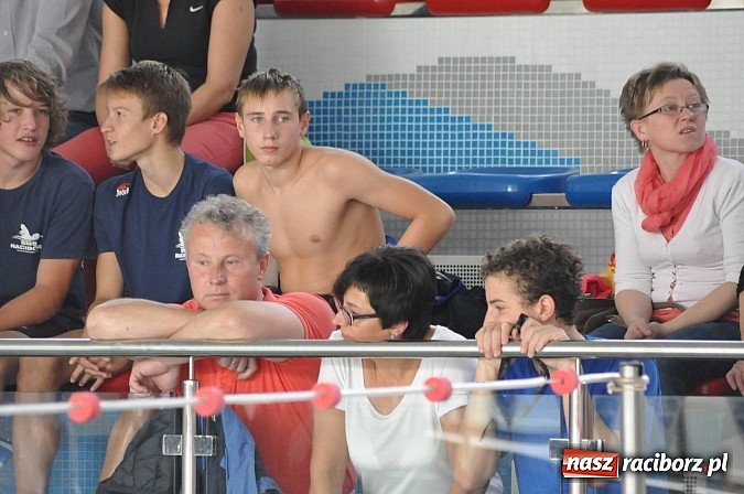 Zdjęcie w galerii na portalu naszraciborz.pl: Puchar Sprintu na krytej pływalni SMS-u wiadomości z regionu
