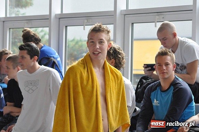 Zdjęcie w galerii na portalu naszraciborz.pl: Puchar Sprintu na krytej pływalni SMS-u wiadomości z regionu