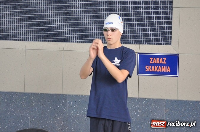 Zdjęcie w galerii na portalu naszraciborz.pl: Puchar Sprintu na krytej pływalni SMS-u wiadomości z regionu