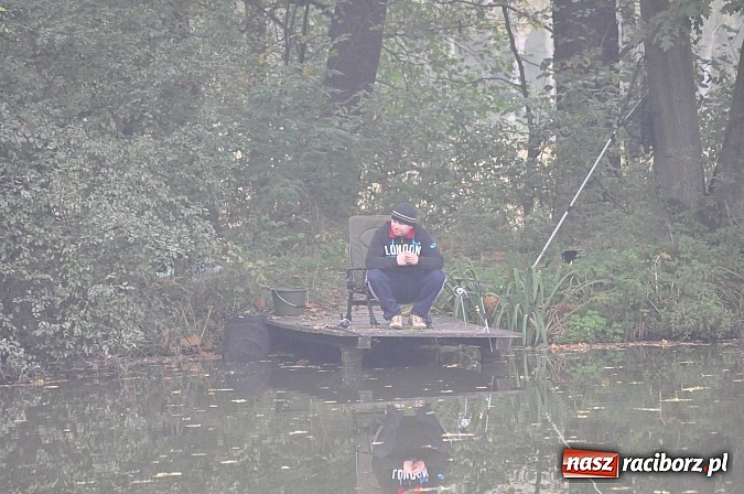Zdjęcie w galerii na portalu naszraciborz.pl: Na stawie przy Aquabraxie odbyły się zawody wędkarskie wiadomości z regionu