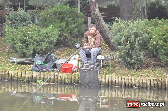 Zdjęcie w galerii na portalu naszraciborz.pl: Na stawie przy Aquabraxie odbyły się zawody wędkarskie wiadomości z regionu
