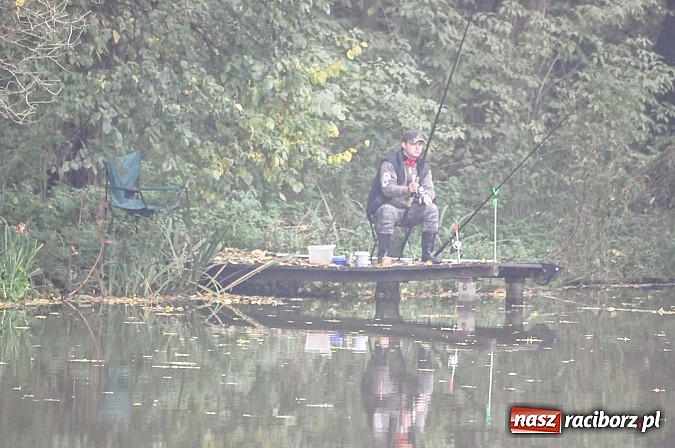 Zdjęcie w galerii na portalu naszraciborz.pl: Na stawie przy Aquabraxie odbyły się zawody wędkarskie wiadomości z regionu