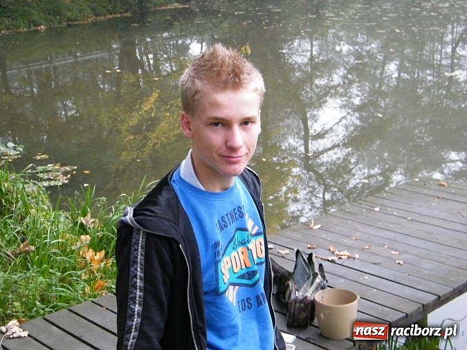 Zdjęcie w galerii na portalu naszraciborz.pl: Na stawie przy Aquabraxie odbyły się zawody wędkarskie wiadomości z regionu