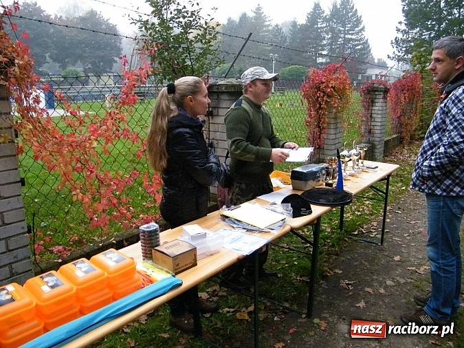 Zdjęcie w galerii na portalu naszraciborz.pl: Na stawie przy Aquabraxie odbyły się zawody wędkarskie wiadomości z regionu