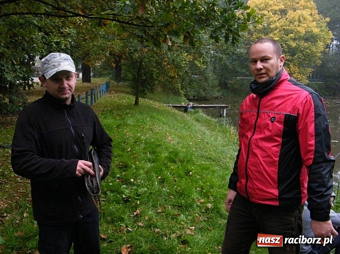 Zdjęcie w galerii na portalu naszraciborz.pl: Na stawie przy Aquabraxie odbyły się zawody wędkarskie wiadomości z regionu