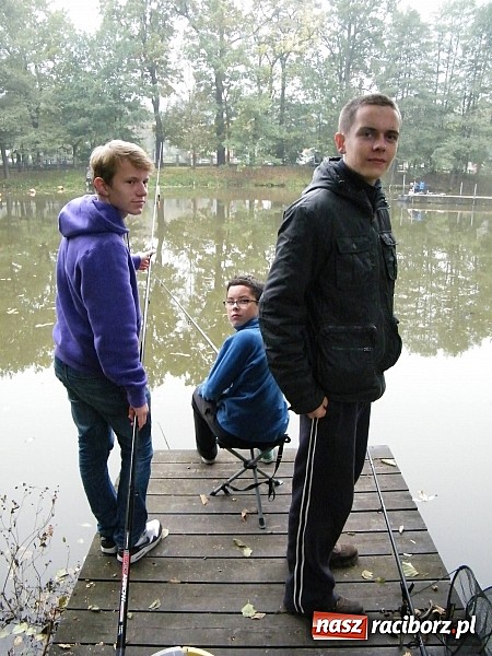Zdjęcie w galerii na portalu naszraciborz.pl: Na stawie przy Aquabraxie odbyły się zawody wędkarskie wiadomości z regionu
