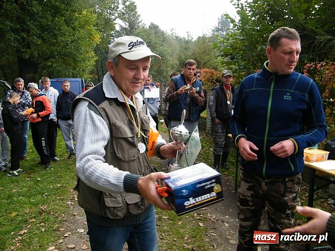 Zdjęcie w galerii na portalu naszraciborz.pl: Na stawie przy Aquabraxie odbyły się zawody wędkarskie wiadomości z regionu
