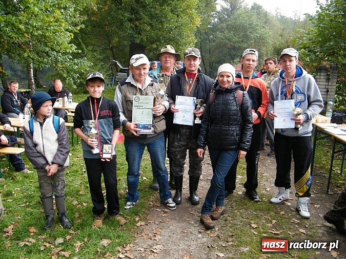 Zdjęcie w galerii na portalu naszraciborz.pl: Na stawie przy Aquabraxie odbyły się zawody wędkarskie wiadomości z regionu