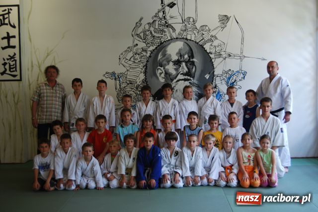 Zdjęcie w galerii na portalu naszraciborz.pl: Pasowanie na samurajów wiadomości z regionu