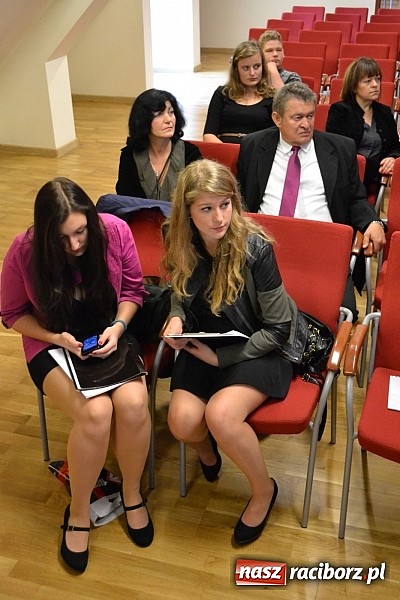 Zdjęcie w galerii na portalu naszraciborz.pl: Dobro Ojczyzny świętowało 5-lecie działalności na zamku  wiadomości z regionu