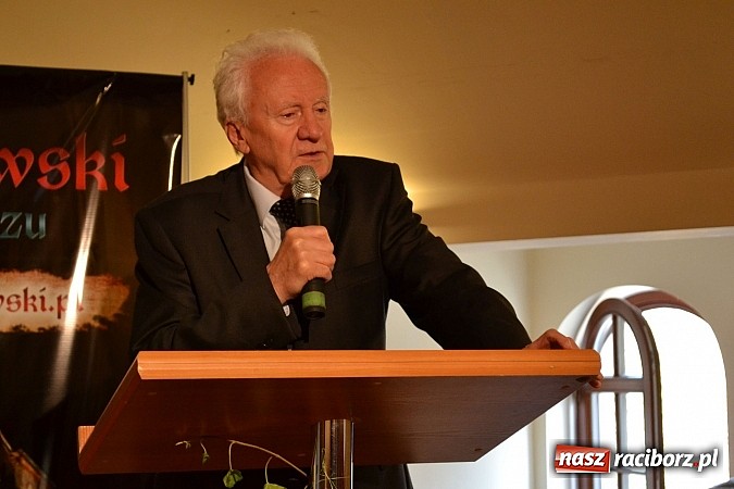 Zdjęcie w galerii na portalu naszraciborz.pl: Dobro Ojczyzny świętowało 5-lecie działalności na zamku  wiadomości z regionu