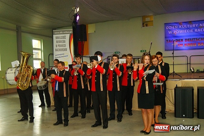 Zdjęcie w galerii na portalu naszraciborz.pl: Mniejszość niemiecka spotkała się dziś w Pietrowicach Wielkich wiadomości z regionu