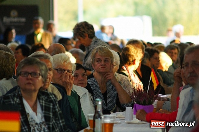 Zdjęcie w galerii na portalu naszraciborz.pl: Mniejszość niemiecka spotkała się dziś w Pietrowicach Wielkich wiadomości z regionu