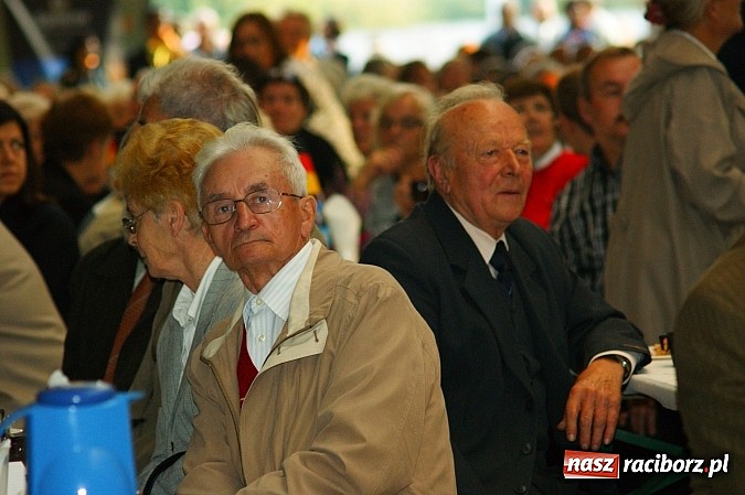 Zdjęcie w galerii na portalu naszraciborz.pl: Mniejszość niemiecka spotkała się dziś w Pietrowicach Wielkich wiadomości z regionu