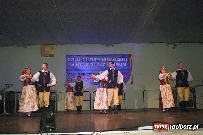 Zdjęcie w galerii na portalu naszraciborz.pl: Mniejszość niemiecka spotkała się dziś w Pietrowicach Wielkich wiadomości z regionu