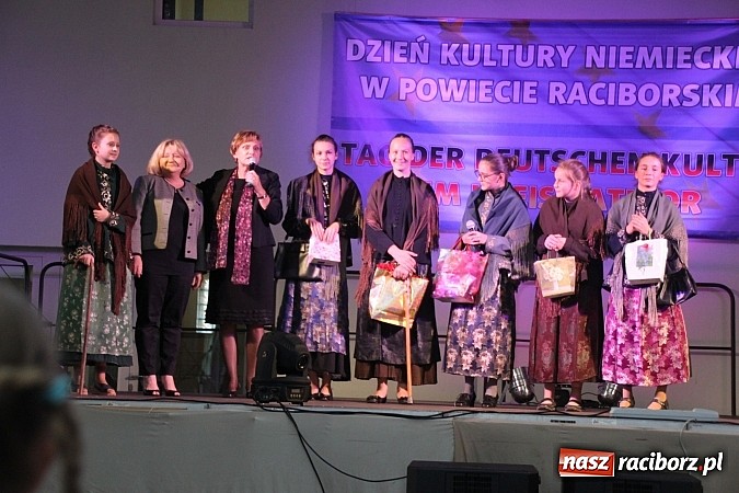 Zdjęcie w galerii na portalu naszraciborz.pl: Mniejszość niemiecka spotkała się dziś w Pietrowicach Wielkich wiadomości z regionu