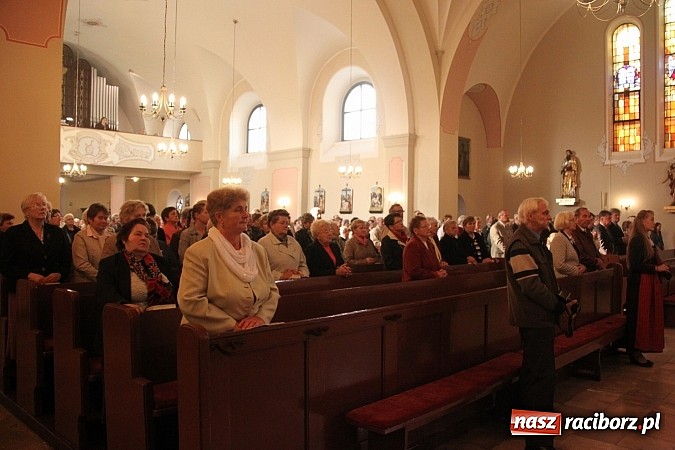 Zdjęcie w galerii na portalu naszraciborz.pl: Mniejszość niemiecka spotkała się dziś w Pietrowicach Wielkich wiadomości z regionu