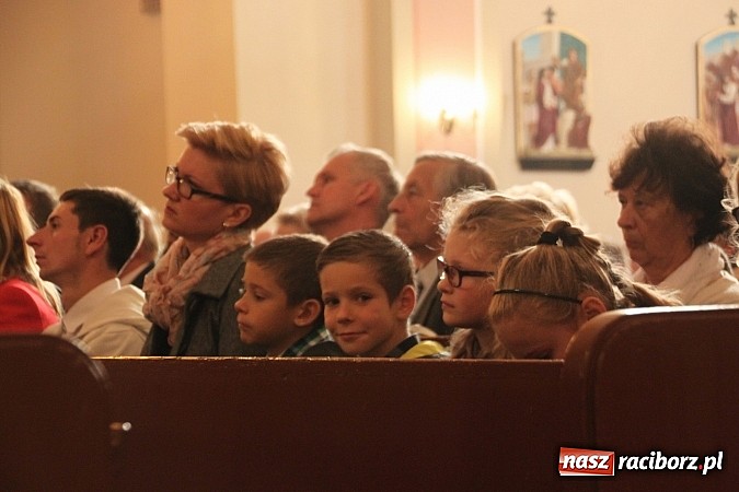 Zdjęcie w galerii na portalu naszraciborz.pl: Mniejszość niemiecka spotkała się dziś w Pietrowicach Wielkich wiadomości z regionu