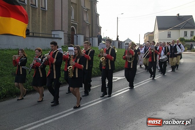 Zdjęcie w galerii na portalu naszraciborz.pl: Mniejszość niemiecka spotkała się dziś w Pietrowicach Wielkich wiadomości z regionu