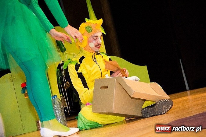 Zdjęcie w galerii na portalu naszraciborz.pl: Eko-niedziela. W świecie Segregonii w RCK wiadomości z regionu