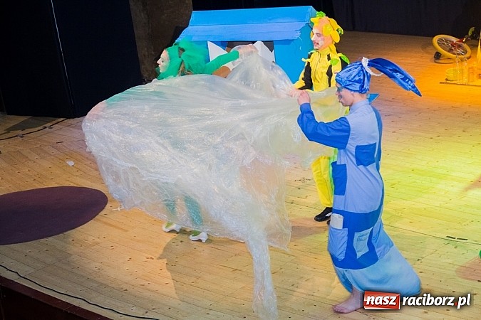 Zdjęcie w galerii na portalu naszraciborz.pl: Eko-niedziela. W świecie Segregonii w RCK wiadomości z regionu