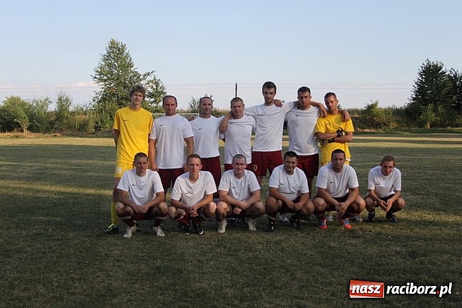 Zdjęcie w galerii na portalu naszraciborz.pl: Boisko w Wojnowicach szczęśliwe dla Bieńkowic wiadomości z regionu