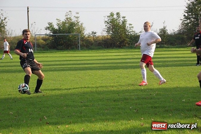 Zdjęcie w galerii na portalu naszraciborz.pl: Boisko w Wojnowicach szczęśliwe dla Bieńkowic wiadomości z regionu