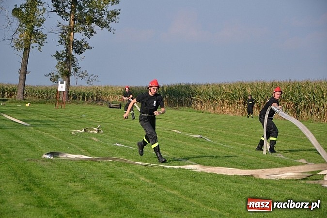 Zdjęcie w galerii na portalu naszraciborz.pl: Druhowie z Rudyszwałdu świętowali 90-lecie  wiadomości z regionu