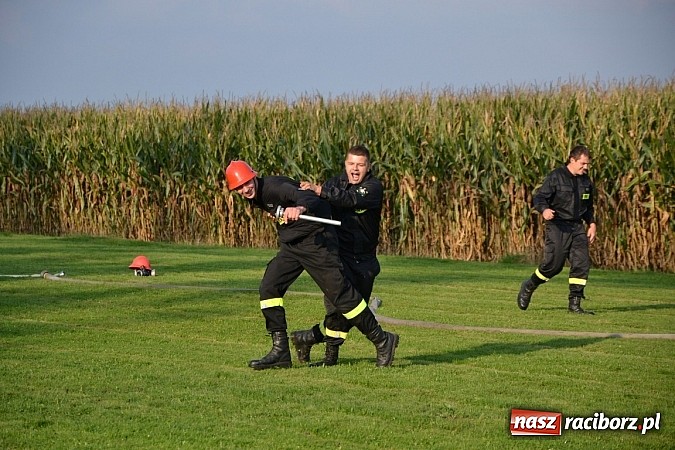 Zdjęcie w galerii na portalu naszraciborz.pl: Druhowie z Rudyszwałdu świętowali 90-lecie  wiadomości z regionu
