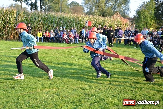 Zdjęcie w galerii na portalu naszraciborz.pl: Druhowie z Rudyszwałdu świętowali 90-lecie  wiadomości z regionu